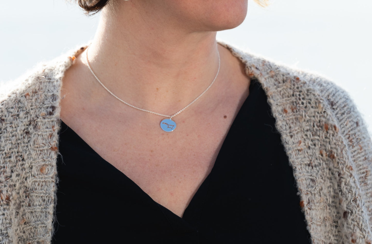 marion chappaz bijoux collier argent pendentif ajouré constellation grande ourse étoiles médaille chaine argent femme