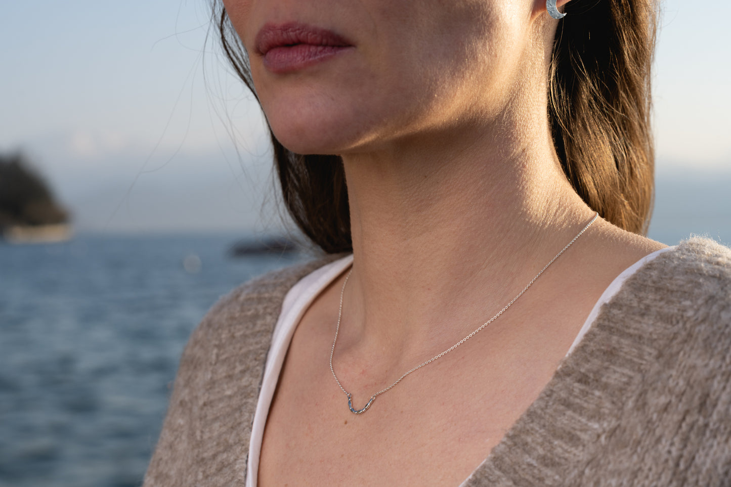 bijoux marion chappaz collier argent bonbon pour femme porté chaine maille forçat