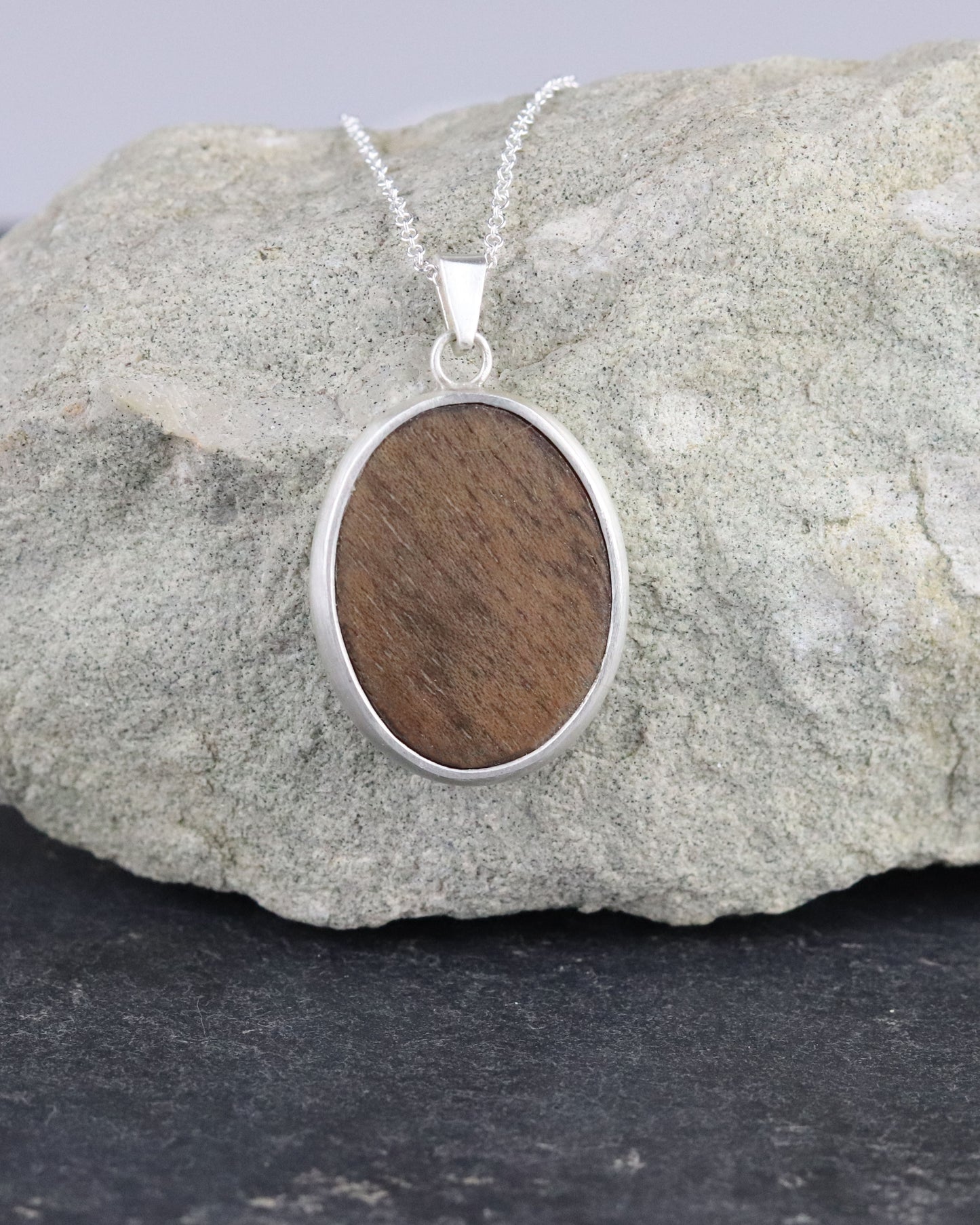 Collier Feuille Bois et Argent