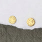 Boucles d'oreilles pour femme puces deux  soleils en vermeil (argent 925/1000 plaqué or 5 microns)sur fond blanc
