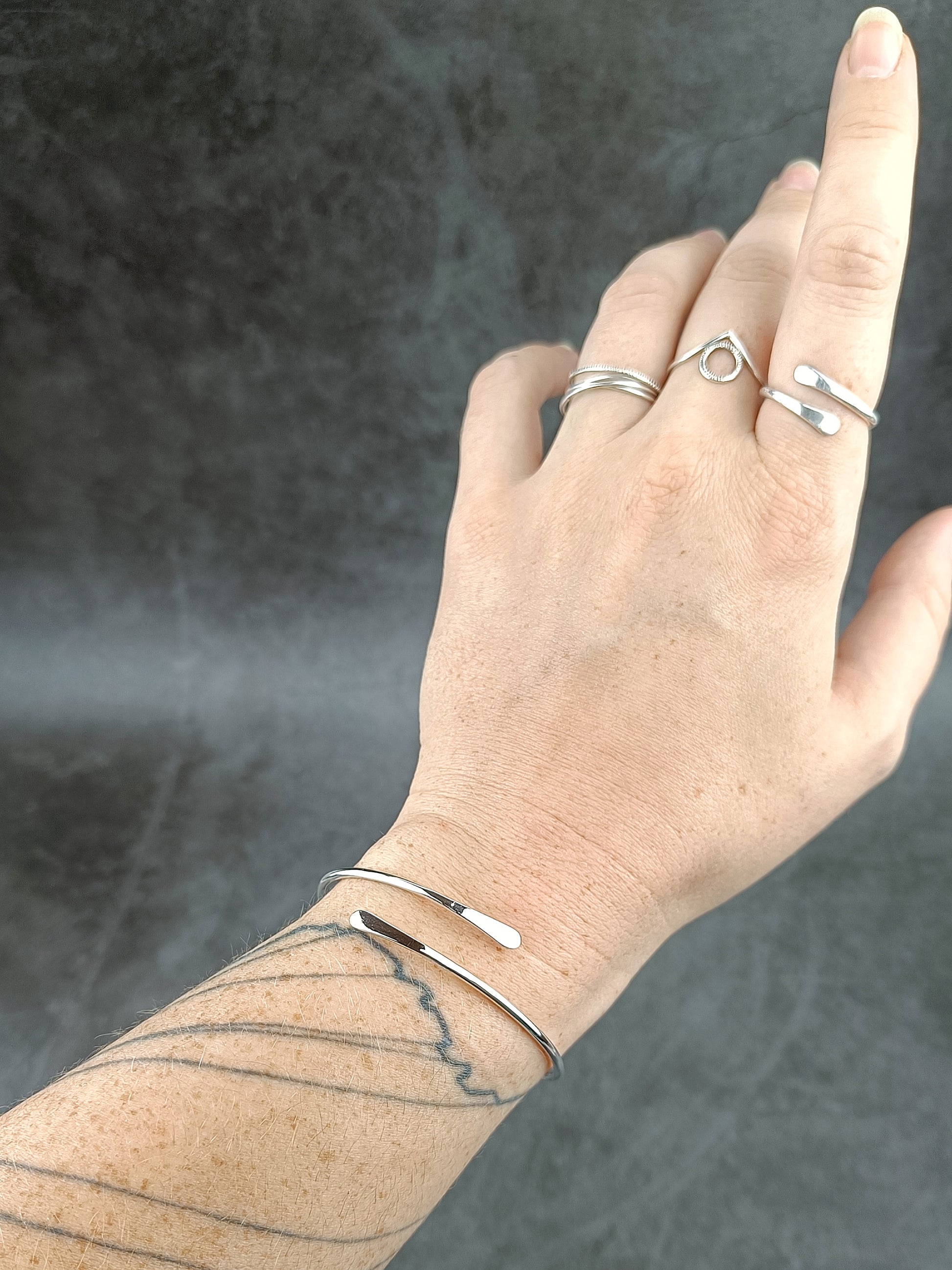 Bracelet ouvert pour femme en argent 925 twist rond et bague twist ronde ouverte
