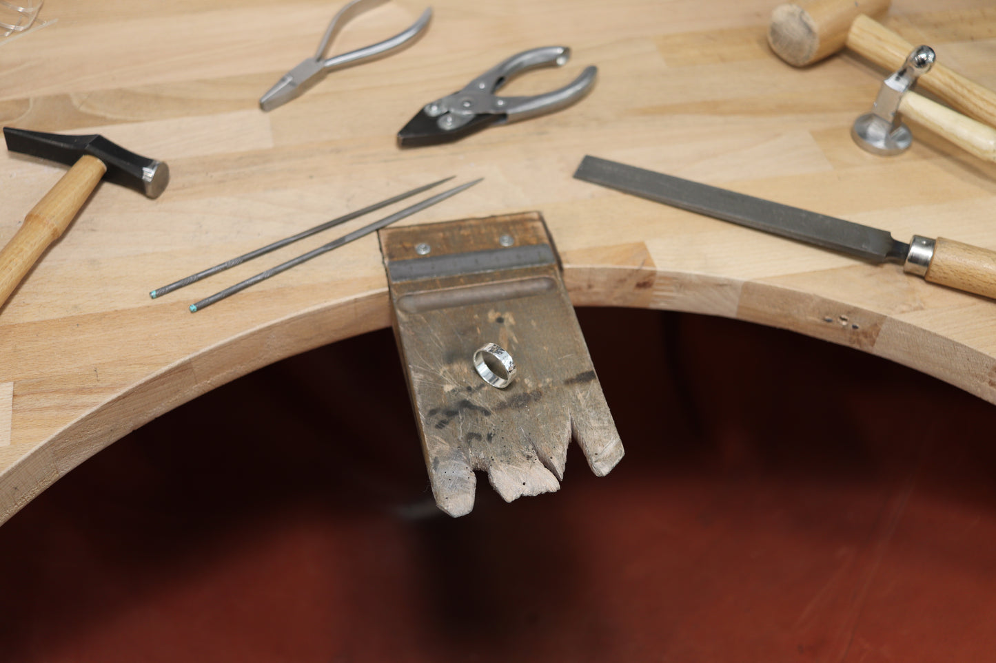 Atelier de Bijouterie : Créez votre bague texturée en argent